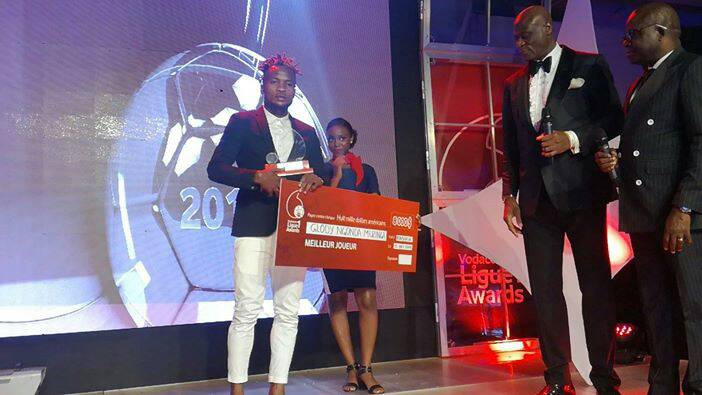 Glody Ngonda élu meilleur joueur de la linafoot saison 2017-2018