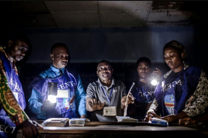 Élections en RDC: dans l’attente des résultats, les enjeux d’un scrutin historique