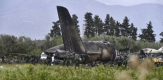 RDC : les familles des victimes du crash du Boeing 727 de la compagnie aérienne Congo Airlines réclament leurs indemnités.