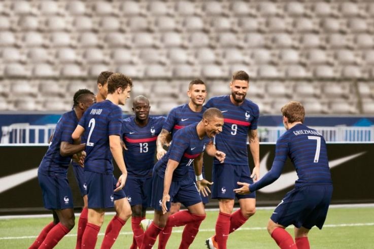 577658-equipe-de-france-le-nouveau-maillot-des-bleus-presente-par-kylian-mbappe.jpg