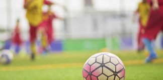 Foot : Pourquoi les footballeurs célèbres préfèrent-ils les filles ordinaires ?