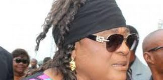 RDC : Kinshasa: ONG AJBS fustige l’enlèvement de l’artiste TSHALA MUANA par les agents de l’ANR.
