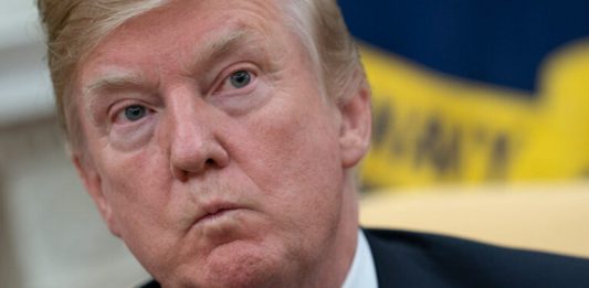 YouTube suspend indéfiniment Donald Trump et démonétise Rudy Giuliani