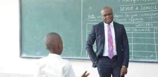 RDC – rentrée scolaire : “parents et élèves doivent prendre leur mal en patience”, Willy Bakonga