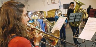 La musique rend-elle plus intelligent ? Découvrez la réponse