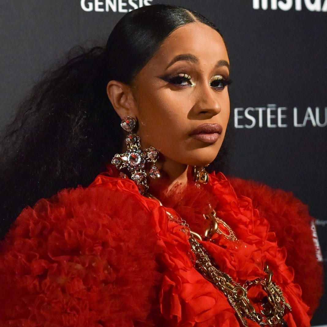 f2742d75c38aa82ba44e75337d5d0f315e-29-cardi-b.2x.rsquare.w1200.jpg