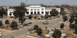 Haut-Katanga : Gabriel Kyungu a entamé les travaux de réhabilitation du bâtiment du 30 Juin de Lubumbashi