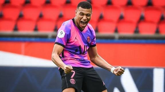 Mercato - PSG : Kylian Mbappé serait à la recherche d'une maison à Madrid ! 1 Mercato - PSG : Kylian Mbappé serait à la recherche d'une maison à Madrid ! 1