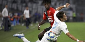 Mercato : Un bras de fer entre le Real Madrid et le FC Barcelone pour Camavinga ?