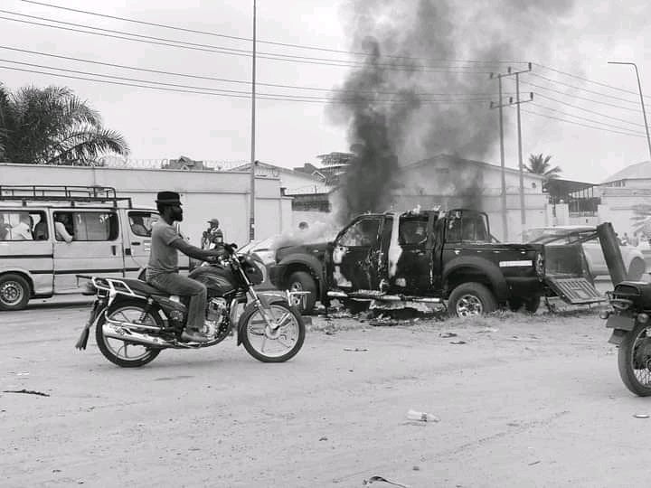 Kinshasa : Affrontements entre policiers et musulmans au stade de Martyr 1 Kinshasa : Affrontements entre policiers et musulmans au stade de Martyr 1