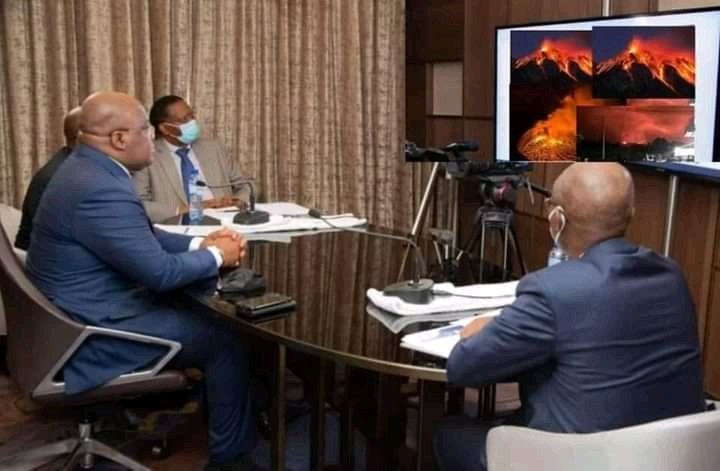 RDC : Le président Félix Tshisekedi suit de près la situation de l'éruption volcanique 1 RDC : Le président Félix Tshisekedi suit de près la situation de l'éruption volcanique 1