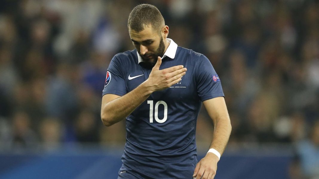 fbl-euro-2016-fra-arm-friendly-e86f88c763ec146affe8175378fbce226031021926024090479.jpg
