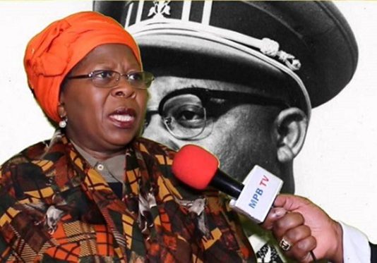 RDC : Justine M’poyo Kasa-vubu soutient la loi de Noël Tshiani !