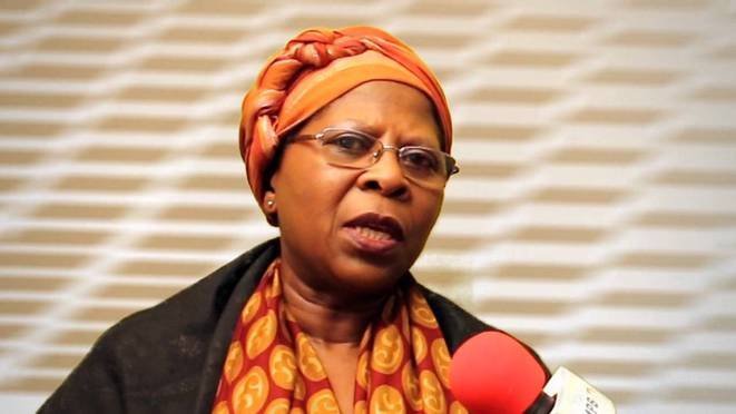 RDC : Justine M'poyo Kasa-vubu soutient la loi de Noël Tshiani ! 1
