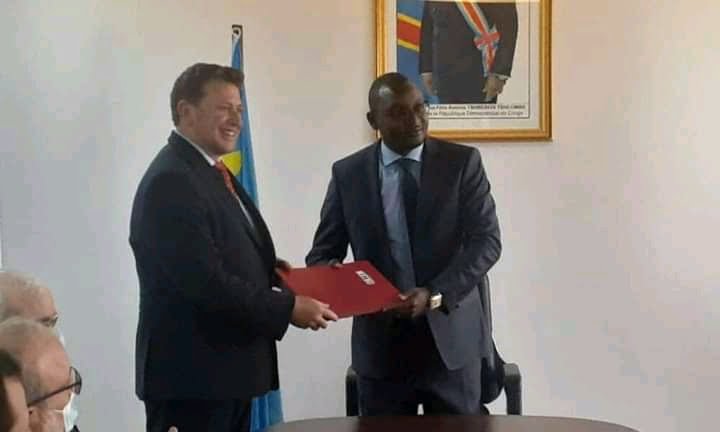 RDC : Un accord de 90 millions de dollars signé pour électrifier 3 villes en RDC 1
