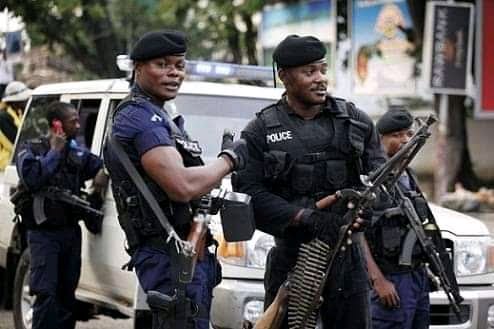 Flash info : Le taux de corruption de la police en RDC est plus élevé de tous les pays étudiés ! 1 Flash info : Le taux de corruption de la police en RDC est plus élevé de tous les pays étudiés ! 1