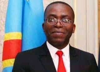 RDC : Le professeur Luzolo Bambi considère la non levée des immunités de Matata Mponyo comme une humiliation du peuple 1