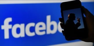 USA : le compte Facebook de Donald Trump suspendu pour deux ans