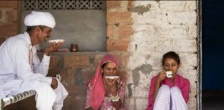 La seule tribu au monde qui permet à la mère et à la fille de partager un mari