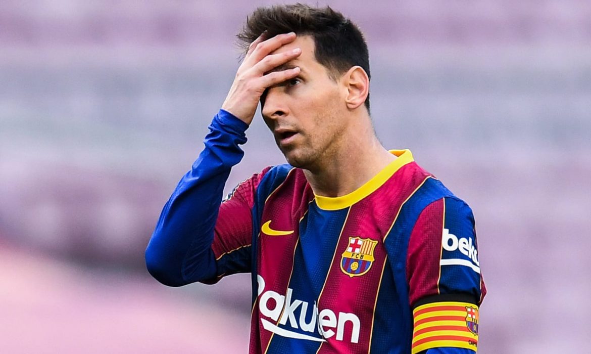 Mercato - Barcelone : les joueurs refusent de baisser leurs salaires pour Messi 1 Mercato - Barcelone : les joueurs refusent de baisser leurs salaires pour Messi 1