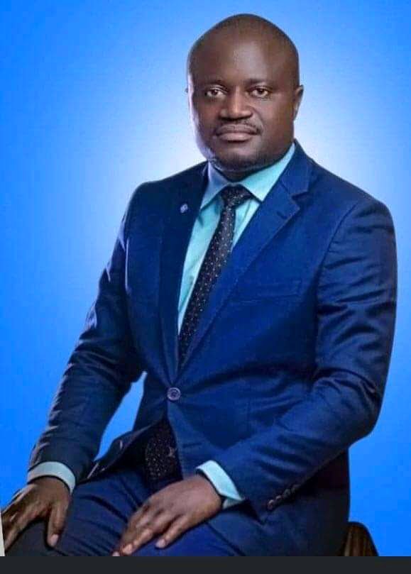 ESU: Muhindo Nzangi a procédé à la mise officielle des premières diplômes académiques homologués à l'institut national du travail social 1