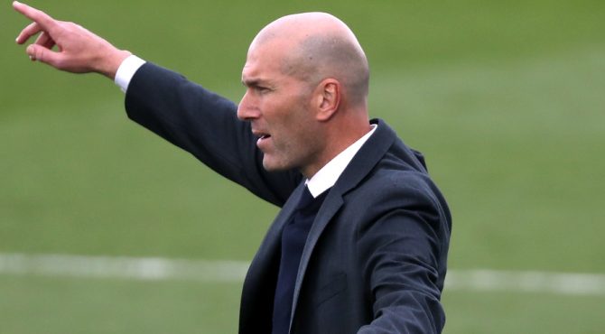 Mercato : Découvrez le choix surprenant de Zinedine Zidane 1 Mercato : Découvrez le choix surprenant de Zinedine Zidane 1