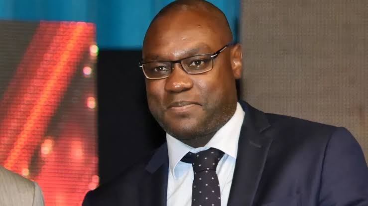 Patrick Mboma nommé secrétaire général adjoint de la CAF. 1