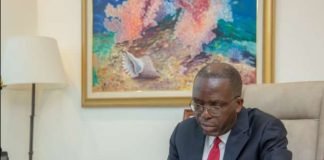 RDC : » Ma résidence vient d’être violée par une dizaine de policiers » (Matata Ponyo)