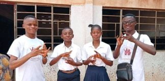 Pour une fois dans la province du Kasaï oriental les Sourds de l’école SOURD REVEIL TOI ont passés l’ENAFEP