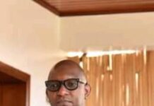 Primature : Le Premier Ministre Sama Lukonde assiste à l’arrivée de la dépouille mortelle de Gabriel Kyungu wa Kumwanza à l’aéroport de Luano à Lubumbashi