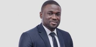 RDC : Seth Kikuni » seul 0.3% des congolais voyage par avion/année !