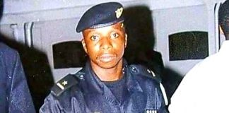 Flash/RDC : les photos de l’ex mari de Olive Lembe Kabila retrouvées chef John Numbi !