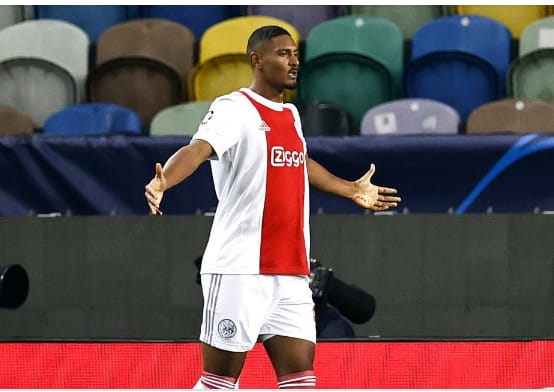 Ajax Amsterdam : L'idylle continue entre Sébastien Haller et la ligue des champions 1 Ajax Amsterdam : L'idylle continue entre Sébastien Haller et la ligue des champions 1
