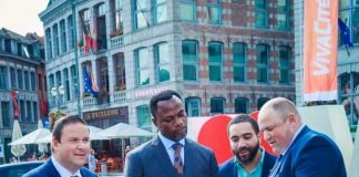 Bruxelles : Le Ministre Tony Mwaba visite quelques écoles de Mons pour un partage d’expériences