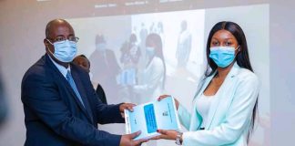 Lutte contre la rage : La Vice-ministre, Aminata NAMASIA rassure que des actions coordonnées seront menées en milieu scolaire pour éradiquer ce virus mortel