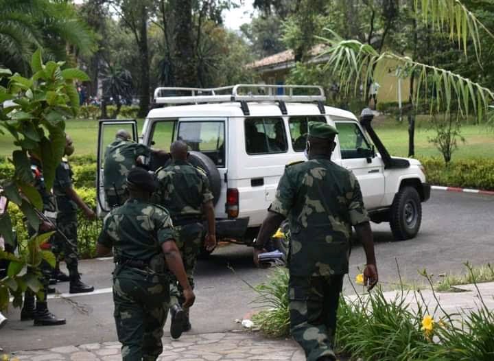 Flash/RDC : Condamnation de 4 officiers militaires à 10 ans de prison pour détournement ! 1 Flash/RDC : Condamnation de 4 officiers militaires à 10 ans de prison pour détournement ! 1