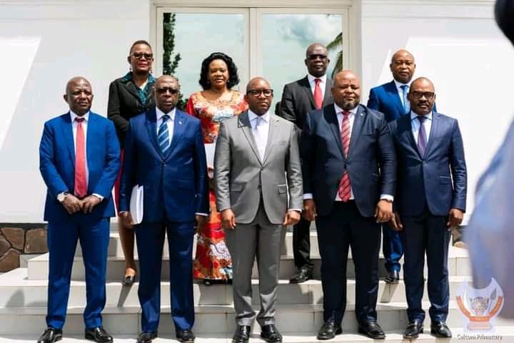 RDC : le gouvernement annonce la reprise du dialogue avec le syndicat des enseignants ! 1 RDC : le gouvernement annonce la reprise du dialogue avec le syndicat des enseignants ! 1