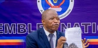 RDC : Traduit en justice, André Mbata réagit » s’ils avaient un seul juriste au PPRD, ils allaient dire leur a ami de ne pas se faire ridiculiser » !