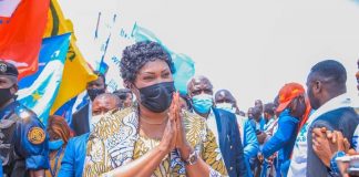 Lualaba : De retour à Kolwezi, Fifi Masuka apporte un message de soulagement aux étudiants en médecine