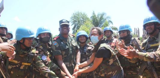 Irumu: En séjour en Irumu, le gouverneur de province lance la réhabilitation du tronçon routier Komanda-Idohu