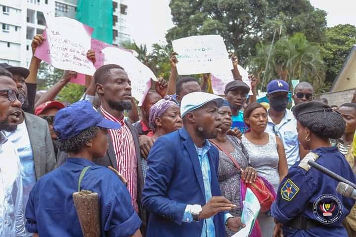 Gratuité de l'enseignement : Les parents de Kinshasa soutiennent les actions de Tony Mwaba 1