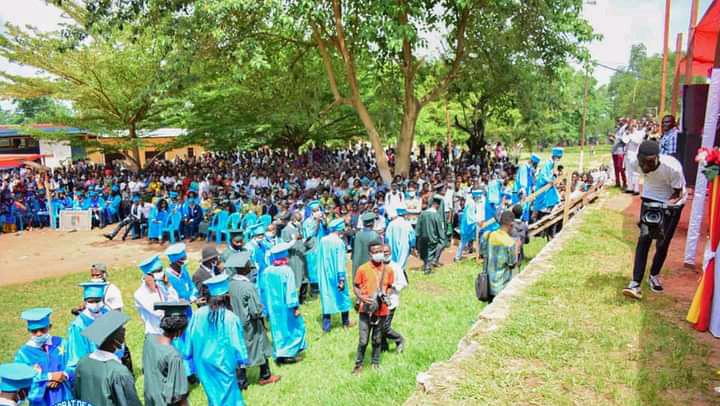 Kasaï - oriental: Jeannette Longa a clôturé l'année académique 2020-2021 à l'ISP Mbuji-mayi 1 Kasaï - oriental: Jeannette Longa a clôturé l'année académique 2020-2021 à l'ISP Mbuji-mayi 1
