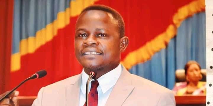 RDC : Le député Sakatta demande à la ministre de justice d'instruire la poursuite contre Félix Tshisekedi ! 1 RDC : Le député Sakatta demande à la ministre de justice d'instruire la poursuite contre Félix Tshisekedi ! 1