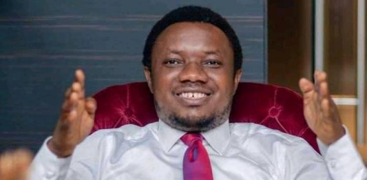 RDC : Honoré Mvula tacle sévèrement le bloc-patriotique FCC et lamuka !