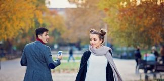 Selon une étude, c’est plutôt la voix qui attire plus et non le physique chez l’homme