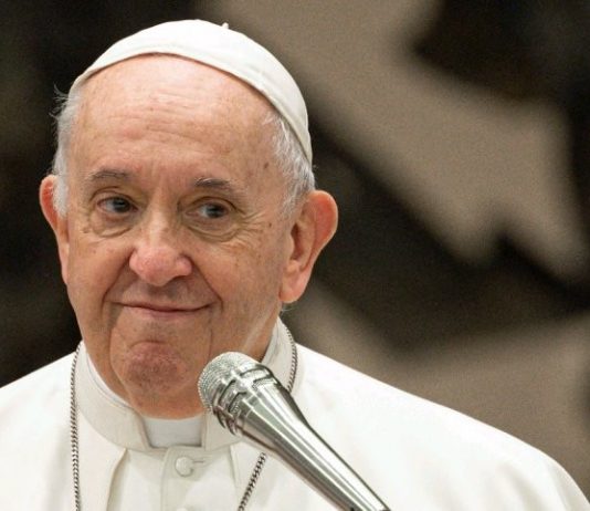 Surprise: le Pape François avoue d’avoir eu une histoire d’amour !
