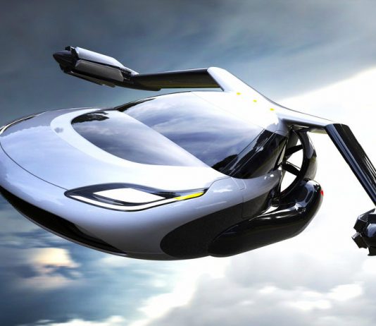 voici la AirCar, une voiture volante mise au point par Klein Vision, une entreprise slovaque