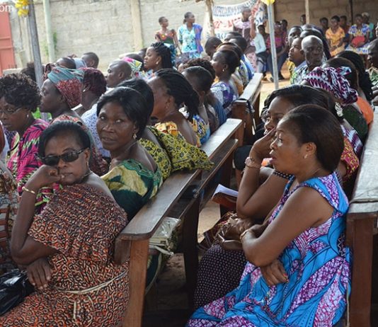 Drame! Une église refuse d’enterrer un homme parce qu’il n’avait pas donné l’argent promis avant sa mort!
