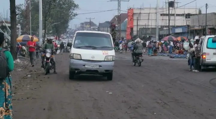 Goma : un consensus trouvé entre les propriétaires de taxis bus et l'autorité urbaine 1 Goma : un consensus trouvé entre les propriétaires de taxis bus et l'autorité urbaine 1