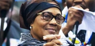 Flash : La mère de Félix Tshisekedi sort de son silence et demande le soutien des congolais à son fils !